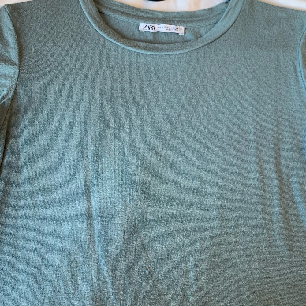 Zara T-shirt - Picture 3 of 6